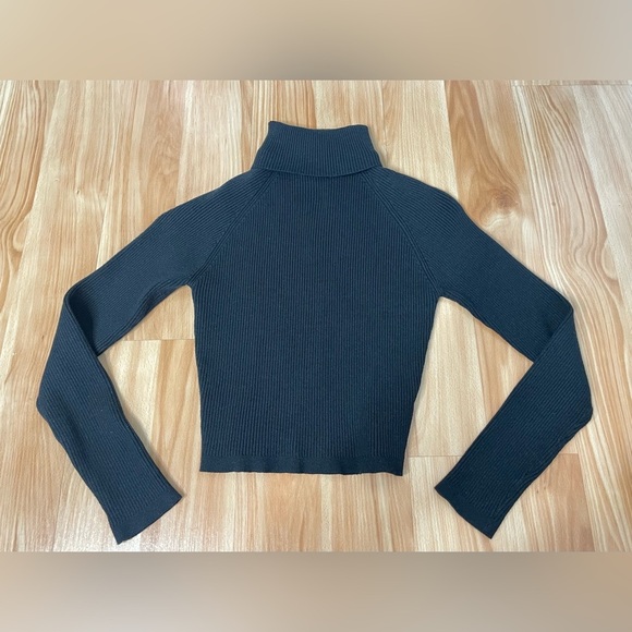 Mock Turtle Neck Long Sleeve Tight Ribbed Top Crop Sweater Y2K - Medium - Picture 6 of 11